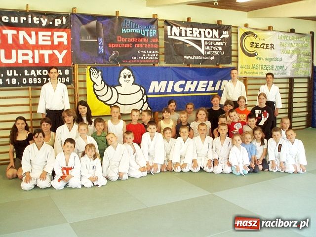 Zdjęcie w galerii na portalu naszraciborz.pl: Młodzi samuraje na matach wiadomości z regionu