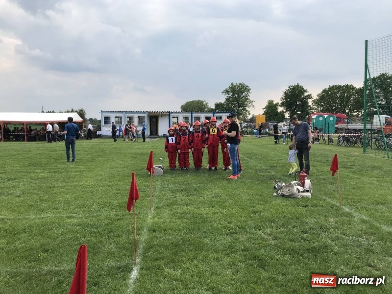 Zdjęcie w galerii na portalu naszraciborz.pl: Dwa razy Sudół oraz Miedonia i Markowice. Miejskie zawody sportowo-pożarnicze [FOTO i WIDEO] wiadomości z regionu