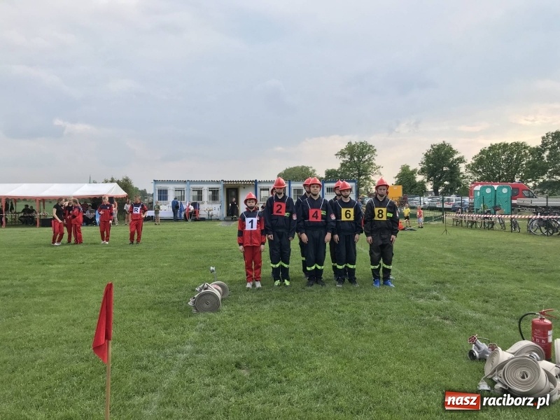 Zdjęcie w galerii na portalu naszraciborz.pl: Dwa razy Sudół oraz Miedonia i Markowice. Miejskie zawody sportowo-pożarnicze [FOTO i WIDEO] wiadomości z regionu