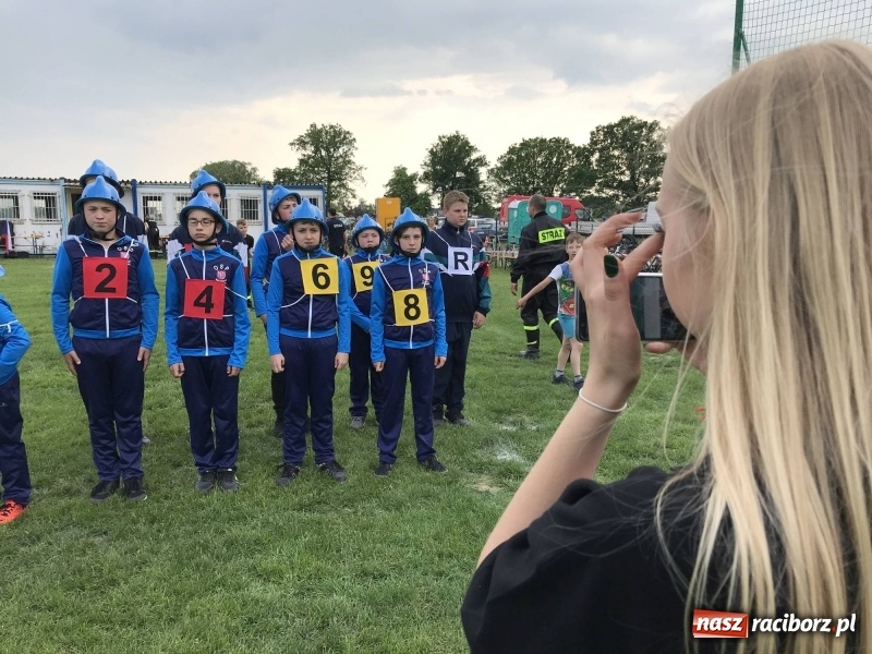 Zdjęcie w galerii na portalu naszraciborz.pl: Dwa razy Sudół oraz Miedonia i Markowice. Miejskie zawody sportowo-pożarnicze [FOTO i WIDEO] wiadomości z regionu
