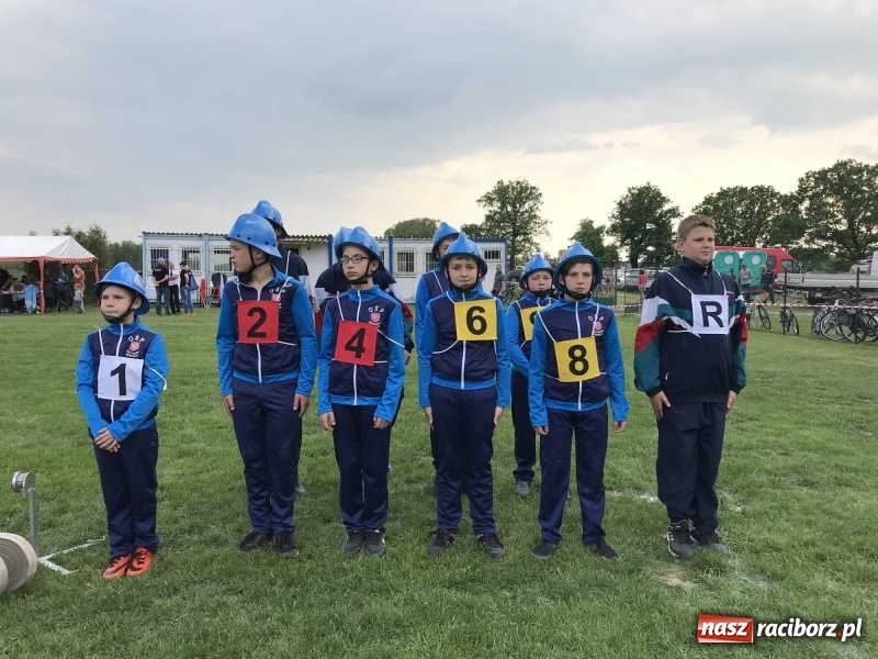 Zdjęcie w galerii na portalu naszraciborz.pl: Dwa razy Sudół oraz Miedonia i Markowice. Miejskie zawody sportowo-pożarnicze [FOTO i WIDEO] wiadomości z regionu