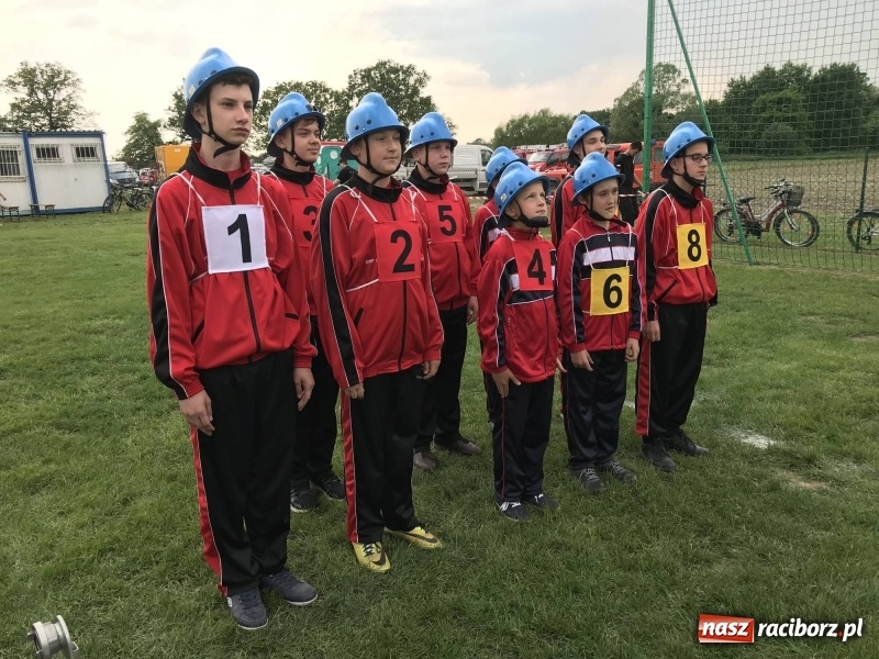 Zdjęcie w galerii na portalu naszraciborz.pl: Dwa razy Sudół oraz Miedonia i Markowice. Miejskie zawody sportowo-pożarnicze [FOTO i WIDEO] wiadomości z regionu