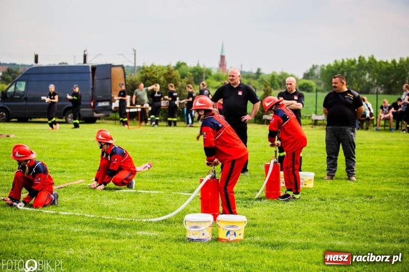 Zdjęcie w galerii na portalu naszraciborz.pl: Dwa razy Sudół oraz Miedonia i Markowice. Miejskie zawody sportowo-pożarnicze [FOTO i WIDEO] wiadomości z regionu