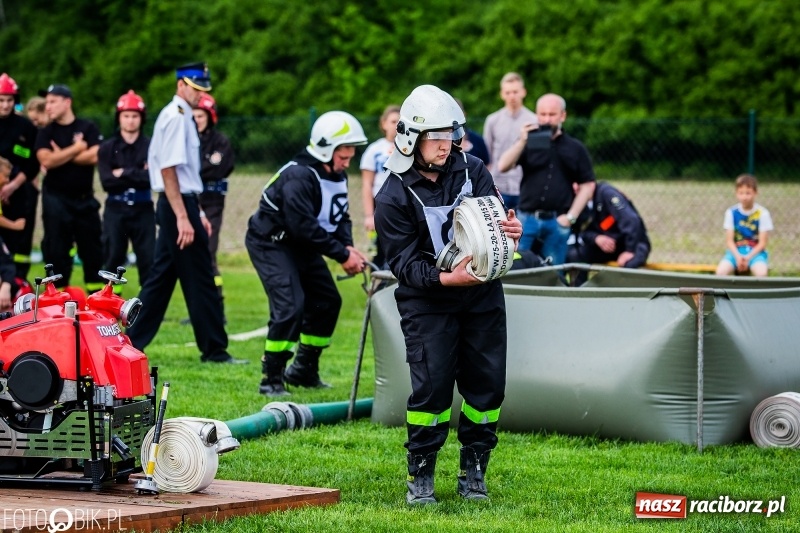 Zdjęcie w galerii na portalu naszraciborz.pl: Dwa razy Sudół oraz Miedonia i Markowice. Miejskie zawody sportowo-pożarnicze [FOTO i WIDEO] wiadomości z regionu