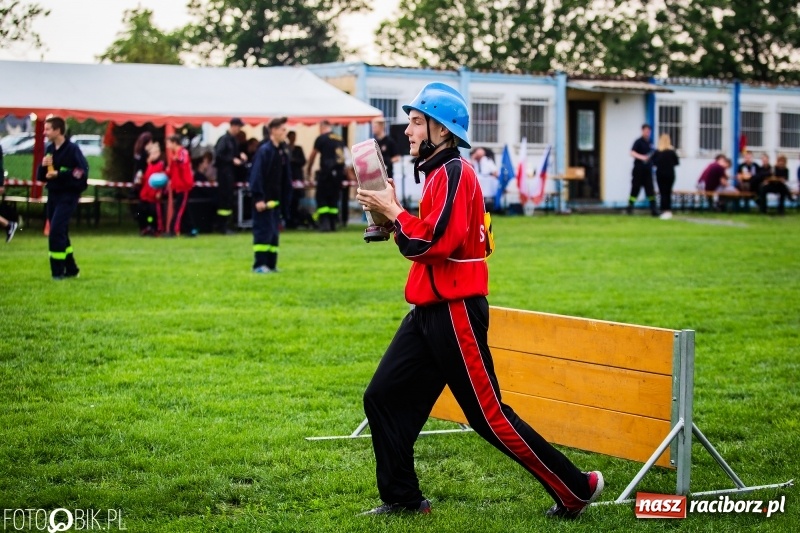 Zdjęcie w galerii na portalu naszraciborz.pl: Dwa razy Sudół oraz Miedonia i Markowice. Miejskie zawody sportowo-pożarnicze [FOTO i WIDEO] wiadomości z regionu