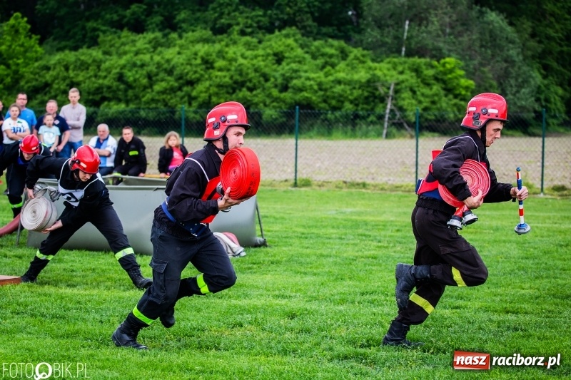 Zdjęcie w galerii na portalu naszraciborz.pl: Dwa razy Sudół oraz Miedonia i Markowice. Miejskie zawody sportowo-pożarnicze [FOTO i WIDEO] wiadomości z regionu