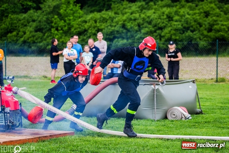 Zdjęcie w galerii na portalu naszraciborz.pl: Dwa razy Sudół oraz Miedonia i Markowice. Miejskie zawody sportowo-pożarnicze [FOTO i WIDEO] wiadomości z regionu