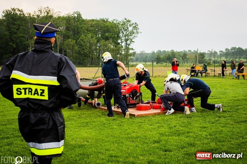 Zdjęcie w galerii na portalu naszraciborz.pl: Dwa razy Sudół oraz Miedonia i Markowice. Miejskie zawody sportowo-pożarnicze [FOTO i WIDEO] wiadomości z regionu
