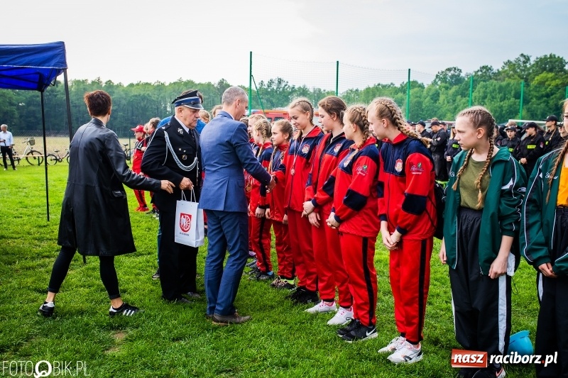 Zdjęcie w galerii na portalu naszraciborz.pl: Dwa razy Sudół oraz Miedonia i Markowice. Miejskie zawody sportowo-pożarnicze [FOTO i WIDEO] wiadomości z regionu
