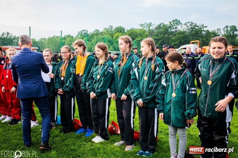 Zdjęcie w galerii na portalu naszraciborz.pl: Dwa razy Sudół oraz Miedonia i Markowice. Miejskie zawody sportowo-pożarnicze [FOTO i WIDEO] wiadomości z regionu