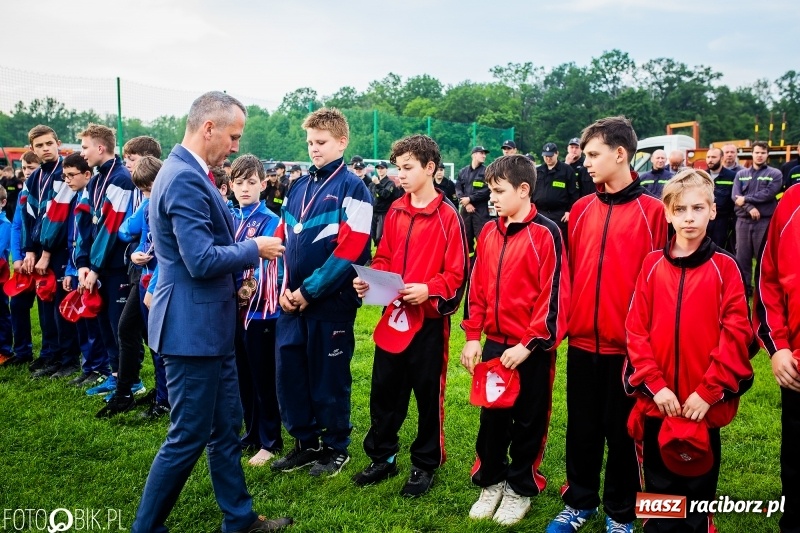 Zdjęcie w galerii na portalu naszraciborz.pl: Dwa razy Sudół oraz Miedonia i Markowice. Miejskie zawody sportowo-pożarnicze [FOTO i WIDEO] wiadomości z regionu