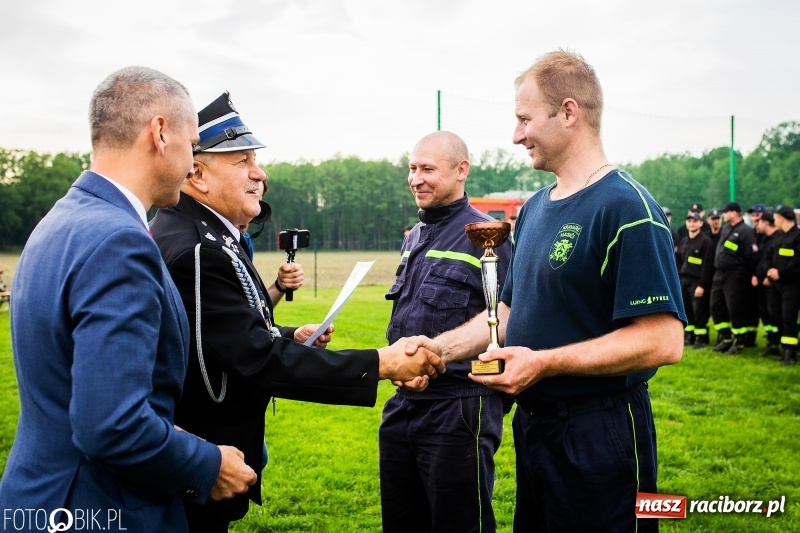 Zdjęcie w galerii na portalu naszraciborz.pl: Dwa razy Sudół oraz Miedonia i Markowice. Miejskie zawody sportowo-pożarnicze [FOTO i WIDEO] wiadomości z regionu