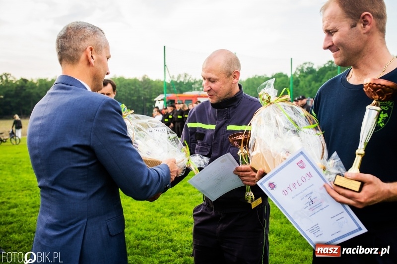 Zdjęcie w galerii na portalu naszraciborz.pl: Dwa razy Sudół oraz Miedonia i Markowice. Miejskie zawody sportowo-pożarnicze [FOTO i WIDEO] wiadomości z regionu