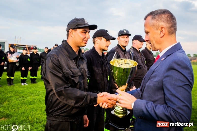 Zdjęcie w galerii na portalu naszraciborz.pl: Dwa razy Sudół oraz Miedonia i Markowice. Miejskie zawody sportowo-pożarnicze [FOTO i WIDEO] wiadomości z regionu