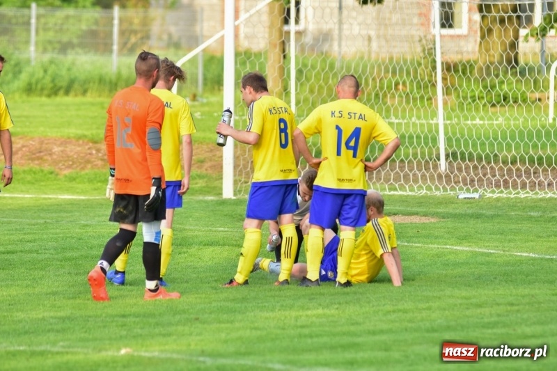 Zdjęcie w galerii na portalu naszraciborz.pl: Krzanowice przechyliły szalę zwycięstwa w pierwszej połowie wiadomości z regionu