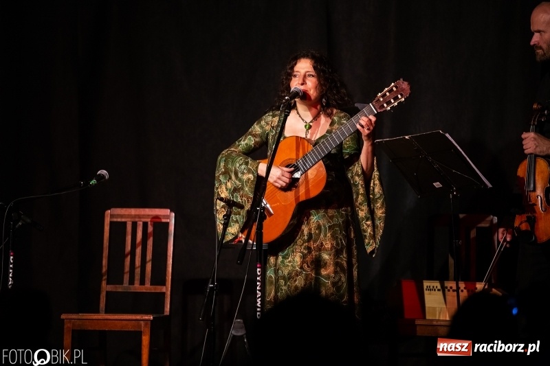 Zdjęcie w galerii na portalu naszraciborz.pl: Festiwal kultury żydowskiej Kugel na Zamku Piastowskim wiadomości z regionu