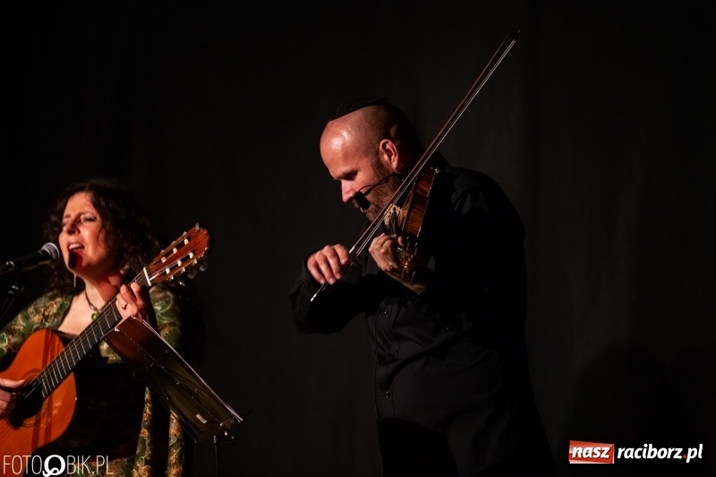 Zdjęcie w galerii na portalu naszraciborz.pl: Festiwal kultury żydowskiej Kugel na Zamku Piastowskim wiadomości z regionu