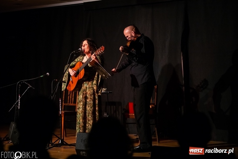 Zdjęcie w galerii na portalu naszraciborz.pl: Festiwal kultury żydowskiej Kugel na Zamku Piastowskim wiadomości z regionu