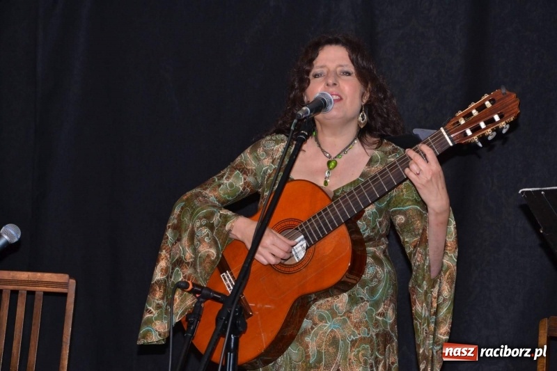 Zdjęcie w galerii na portalu naszraciborz.pl: Festiwal kultury żydowskiej Kugel na Zamku Piastowskim wiadomości z regionu