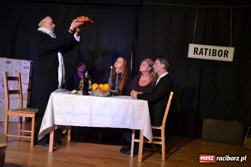 Zdjęcie w galerii na portalu naszraciborz.pl: Festiwal kultury żydowskiej Kugel na Zamku Piastowskim wiadomości z regionu