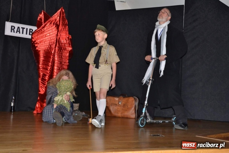 Zdjęcie w galerii na portalu naszraciborz.pl: Festiwal kultury żydowskiej Kugel na Zamku Piastowskim wiadomości z regionu