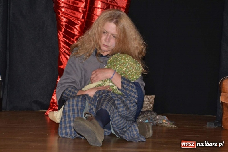 Zdjęcie w galerii na portalu naszraciborz.pl: Festiwal kultury żydowskiej Kugel na Zamku Piastowskim wiadomości z regionu