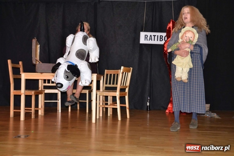 Zdjęcie w galerii na portalu naszraciborz.pl: Festiwal kultury żydowskiej Kugel na Zamku Piastowskim wiadomości z regionu