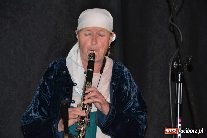 Zdjęcie w galerii na portalu naszraciborz.pl: Festiwal kultury żydowskiej Kugel na Zamku Piastowskim wiadomości z regionu