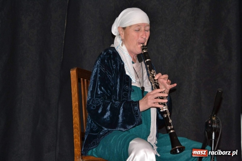 Zdjęcie w galerii na portalu naszraciborz.pl: Festiwal kultury żydowskiej Kugel na Zamku Piastowskim wiadomości z regionu