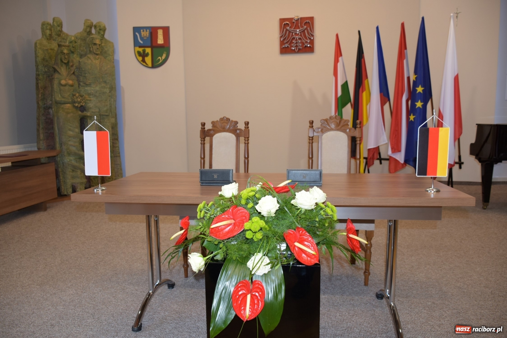 Zdjęcie w galerii na portalu naszraciborz.pl: Koncert majowy i jubileusz partnerskich gmin  wiadomości z regionu