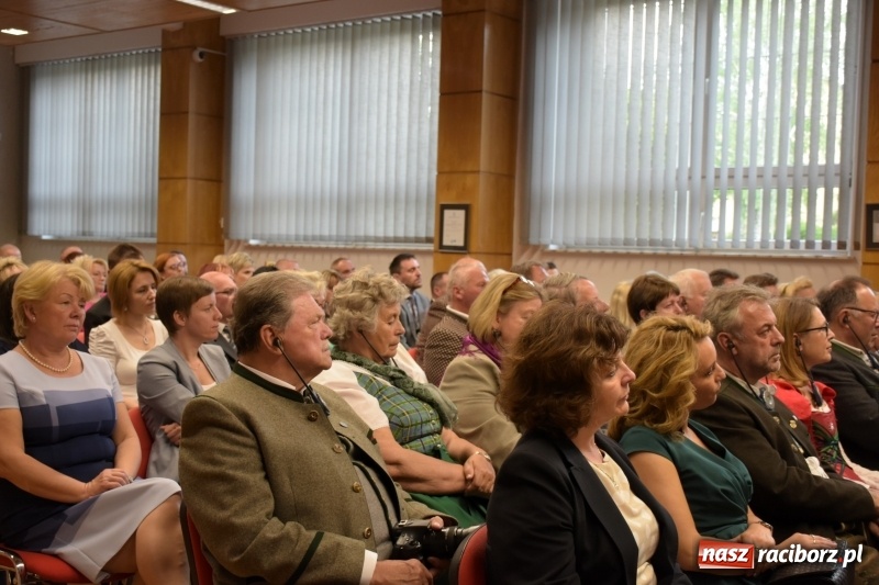 Zdjęcie w galerii na portalu naszraciborz.pl: Koncert majowy i jubileusz partnerskich gmin  wiadomości z regionu