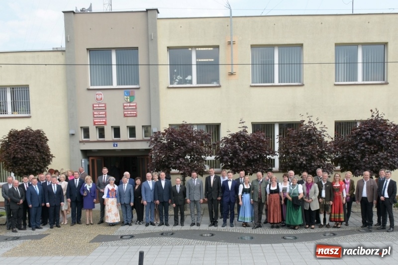 Zdjęcie w galerii na portalu naszraciborz.pl: Koncert majowy i jubileusz partnerskich gmin  wiadomości z regionu