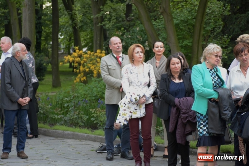 Zdjęcie w galerii na portalu naszraciborz.pl: Koncert majowy i jubileusz partnerskich gmin  wiadomości z regionu