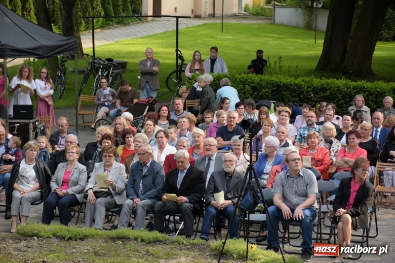 Zdjęcie w galerii na portalu naszraciborz.pl: Koncert majowy i jubileusz partnerskich gmin  wiadomości z regionu