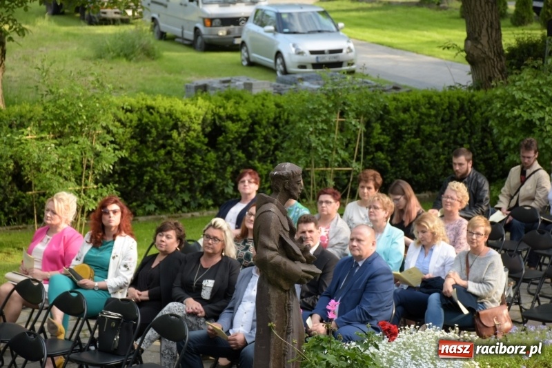 Zdjęcie w galerii na portalu naszraciborz.pl: Koncert majowy i jubileusz partnerskich gmin  wiadomości z regionu