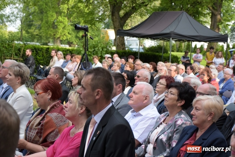 Zdjęcie w galerii na portalu naszraciborz.pl: Koncert majowy i jubileusz partnerskich gmin  wiadomości z regionu