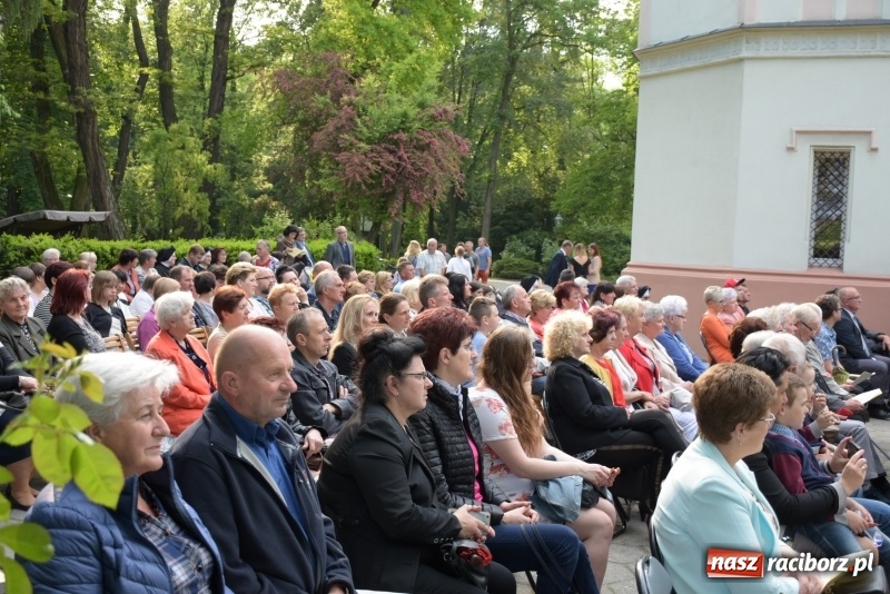 Zdjęcie w galerii na portalu naszraciborz.pl: Koncert majowy i jubileusz partnerskich gmin  wiadomości z regionu