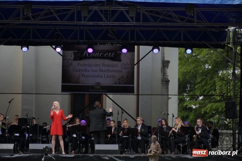 Zdjęcie w galerii na portalu naszraciborz.pl: Koncert majowy i jubileusz partnerskich gmin  wiadomości z regionu