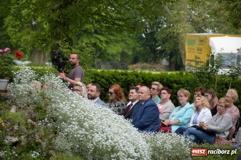 Zdjęcie w galerii na portalu naszraciborz.pl: Koncert majowy i jubileusz partnerskich gmin  wiadomości z regionu