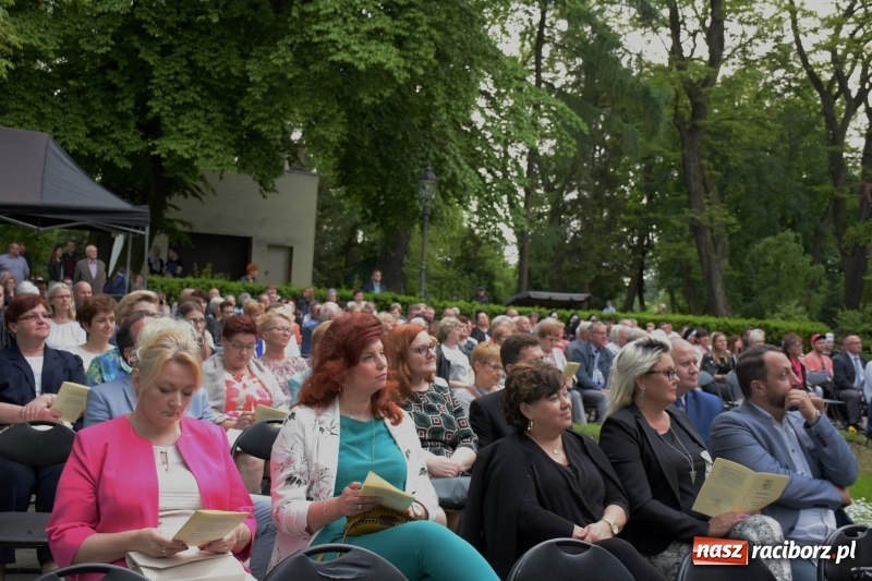 Zdjęcie w galerii na portalu naszraciborz.pl: Koncert majowy i jubileusz partnerskich gmin  wiadomości z regionu