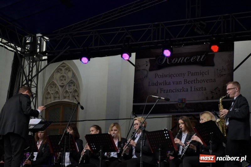 Zdjęcie w galerii na portalu naszraciborz.pl: Koncert majowy i jubileusz partnerskich gmin  wiadomości z regionu