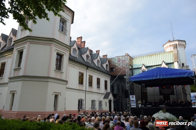 Zdjęcie w galerii na portalu naszraciborz.pl: Koncert majowy i jubileusz partnerskich gmin  wiadomości z regionu