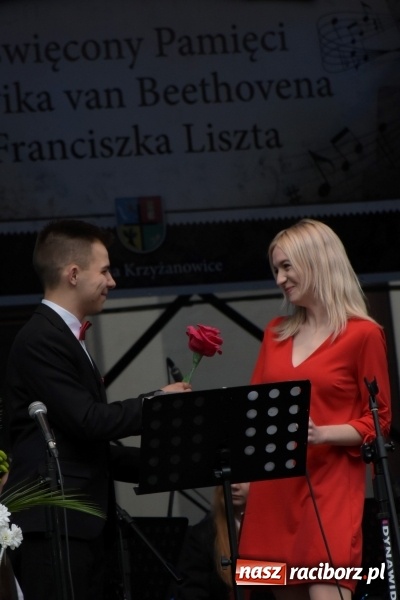 Zdjęcie w galerii na portalu naszraciborz.pl: Koncert majowy i jubileusz partnerskich gmin  wiadomości z regionu
