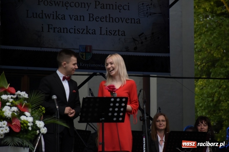 Zdjęcie w galerii na portalu naszraciborz.pl: Koncert majowy i jubileusz partnerskich gmin  wiadomości z regionu