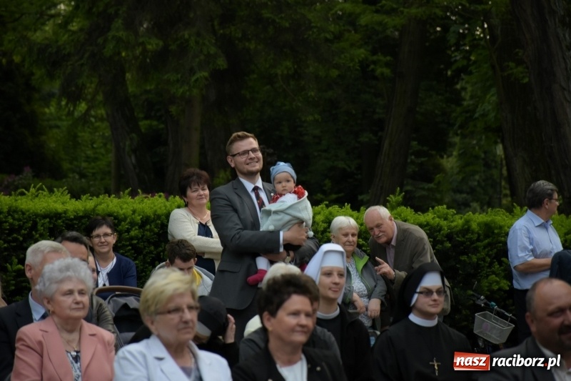 Zdjęcie w galerii na portalu naszraciborz.pl: Koncert majowy i jubileusz partnerskich gmin  wiadomości z regionu