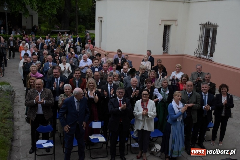 Zdjęcie w galerii na portalu naszraciborz.pl: Koncert majowy i jubileusz partnerskich gmin  wiadomości z regionu