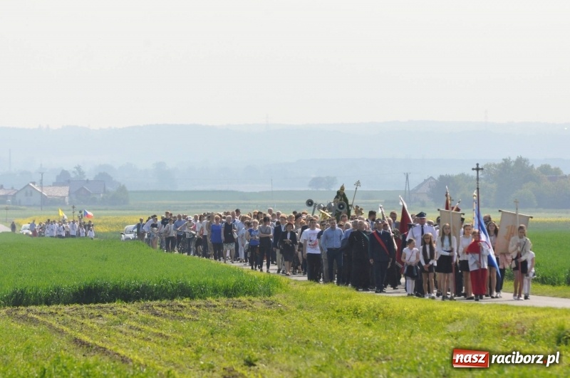 Zdjęcie w galerii na portalu naszraciborz.pl: W gościnie u św. Urbana w Tworkowie [FOTO i WIDEO] wiadomości z regionu