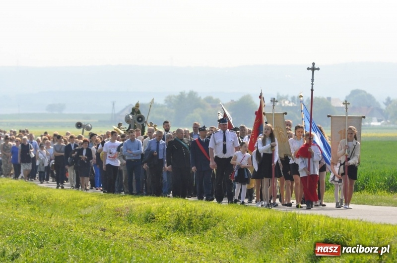 Zdjęcie w galerii na portalu naszraciborz.pl: W gościnie u św. Urbana w Tworkowie [FOTO i WIDEO] wiadomości z regionu