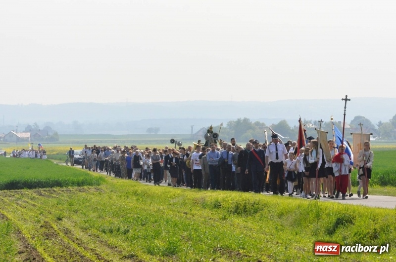 Zdjęcie w galerii na portalu naszraciborz.pl: W gościnie u św. Urbana w Tworkowie [FOTO i WIDEO] wiadomości z regionu