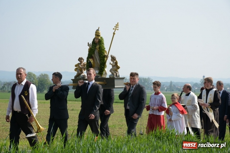 Zdjęcie w galerii na portalu naszraciborz.pl: W gościnie u św. Urbana w Tworkowie [FOTO i WIDEO] wiadomości z regionu